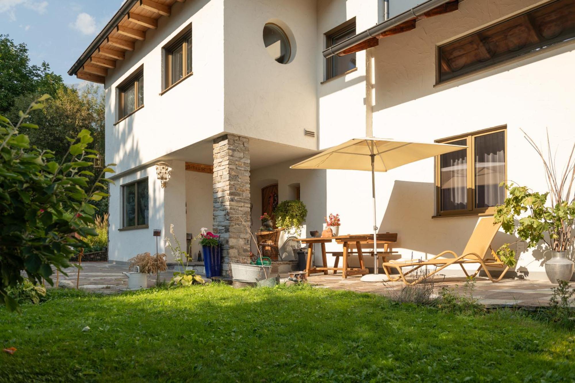 Villa Marwa - Eine Ruheoase Im Gruenen Innsbruck Buitenkant foto